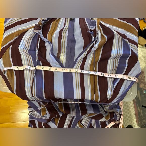 Banana Republic Maxi Dress. Small. Purple stripes. Good condition. - Picture 5 of 5